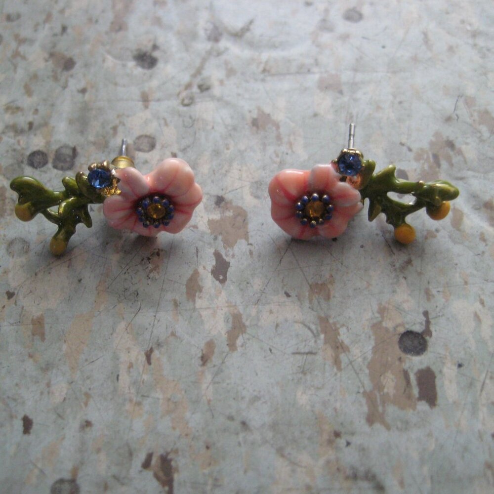 Les Nereides pink anemone post stud  earrings